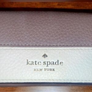 Kate Spade Taupe and Off-White Leather Accessory